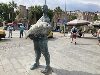 kusadasi fisherman sculpture